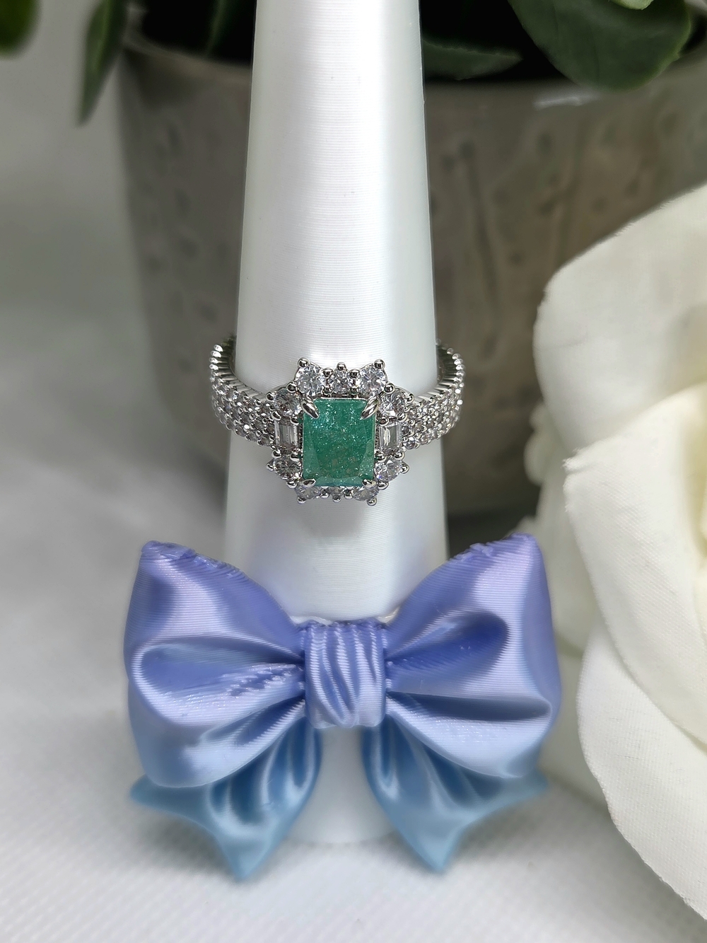 BP Emerald Ice Crystal Halo Ring On Rhodium Plating